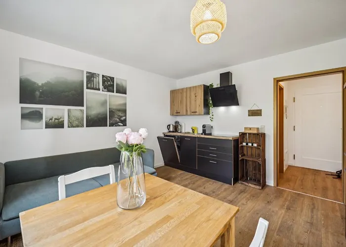 Royal Garden Daire *